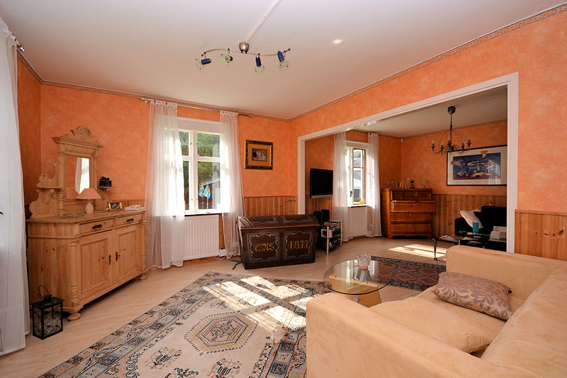 ....das mit besonderer Hingabe der heutigen Eigentümer.... Galeriebild Ihr persönliches Paradies Kroksmåla im wunderbaren Småland. Vielfach punkten mit dieser klassischen Schwedenvilla