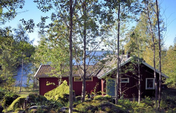 Schweden Immobilien - Höchste Zeit für klare schwedische Worte: ARNÄS, das beeindruckende  Wasserparadies direkt am See Viken. Was für ein Immobilienangebot!