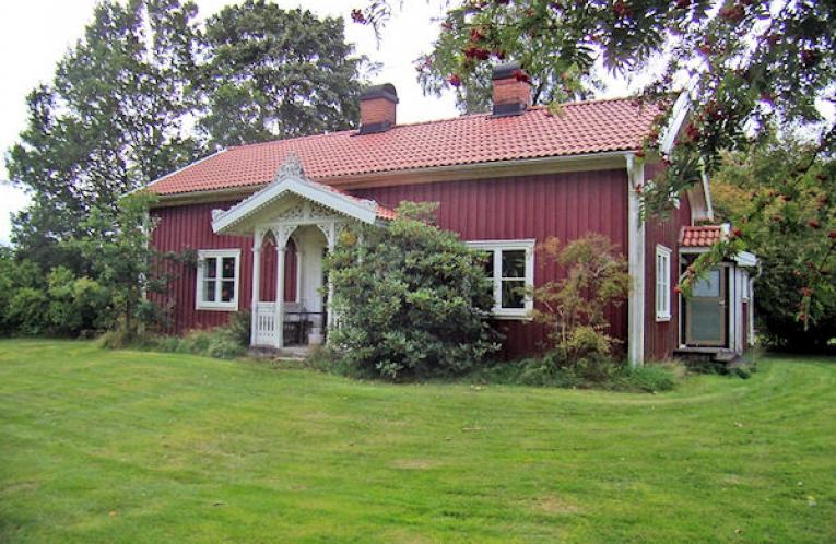 Schweden Immobilien - Klassischer Resthof auf großem Grundstück