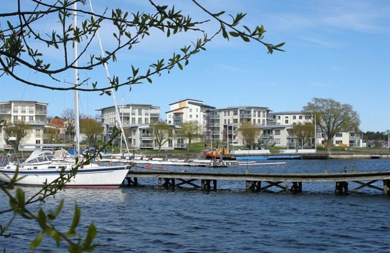Schweden Immobilien - Exklusive Aussichtslage am Jachthafen von Västervik 