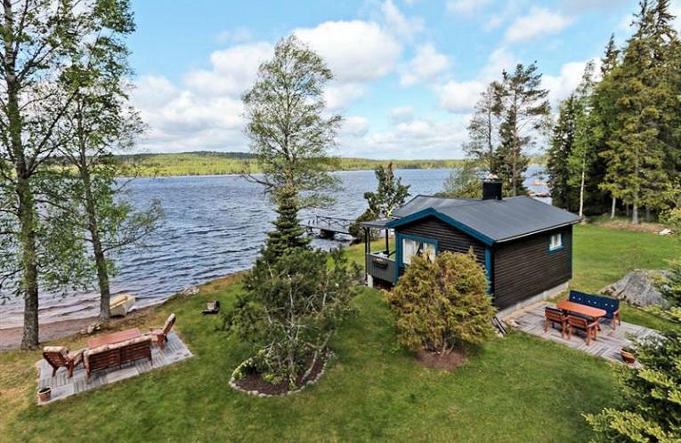 Schweden Immobilien - Fransfallet - Ein richtiges Sommerparadies am See Lersjön auf 1,6 ha Land- + Wassergrundstück