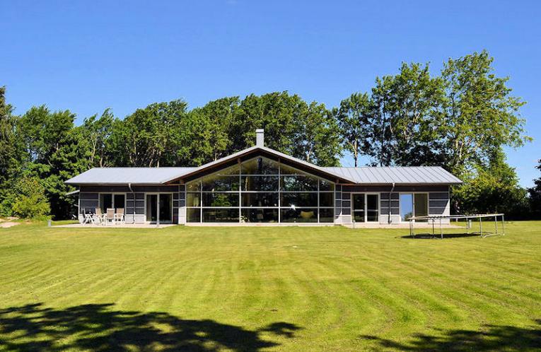 Schweden Immobilien - Eindrucksvolle Vollblutvilla in Arvidstorp / Falkenberg an der Peripherie dieses hübschen Küstenstädtchens Schweden Immobilien - Eindrucksvolle Vollblutvilla in Arvidstorp / Falkenberg an der Peripherie dieses hübschen Küstenstädtchens