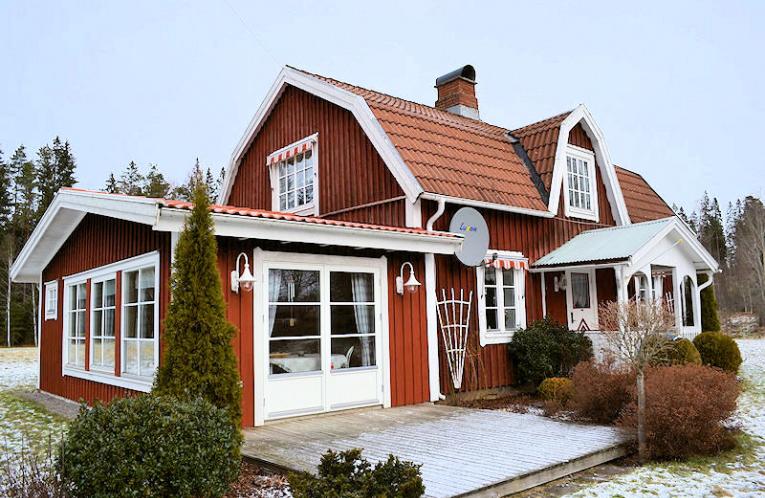 Schweden Immobilien - Gutes Wohnen in diesem Schmuckstück von Schwedenvilla. Småland ruft...!