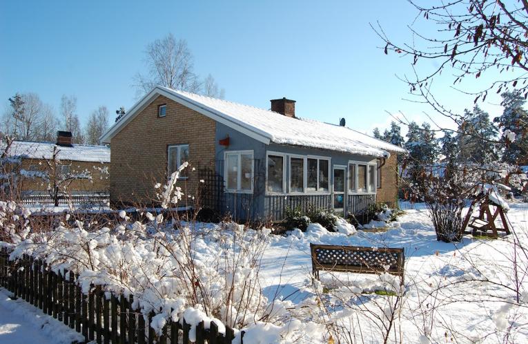 Schweden Immobilien - Alsterbro Sandslätt - Perfektes Häuschen für eine kleine Familie, die Lust auf einen Neustart in Schweden hat